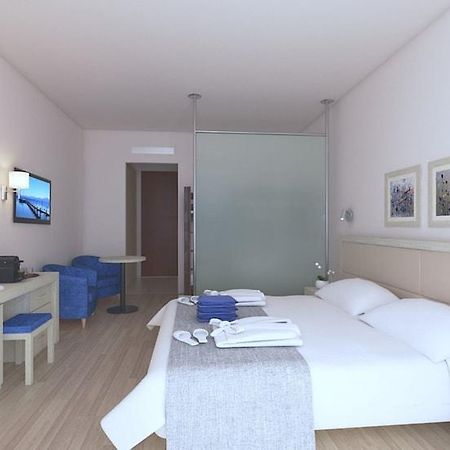 The Golden Coast Beach Hotel Pernera Exterior foto