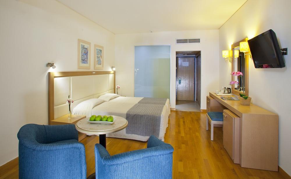 The Golden Coast Beach Hotel Pernera Exterior foto