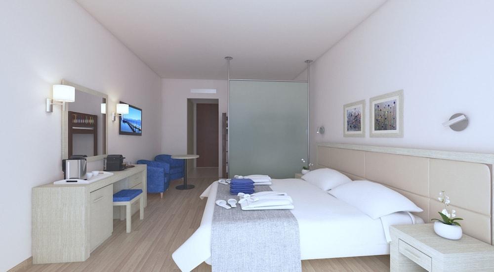 The Golden Coast Beach Hotel Pernera Exterior foto